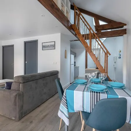 Pour 4 - 300m De La De * La Baule