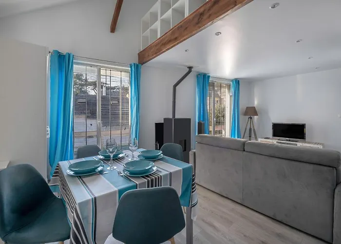 Pour 4 - 300m De La De La Baule