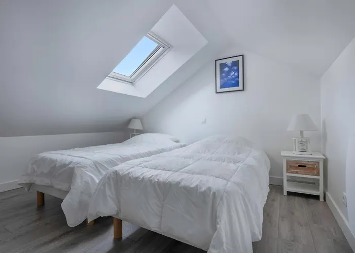 Pour 4 - 300m De La De * La Baule