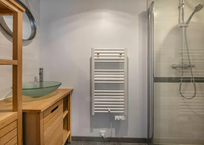 Pour 4 - 300m De La De